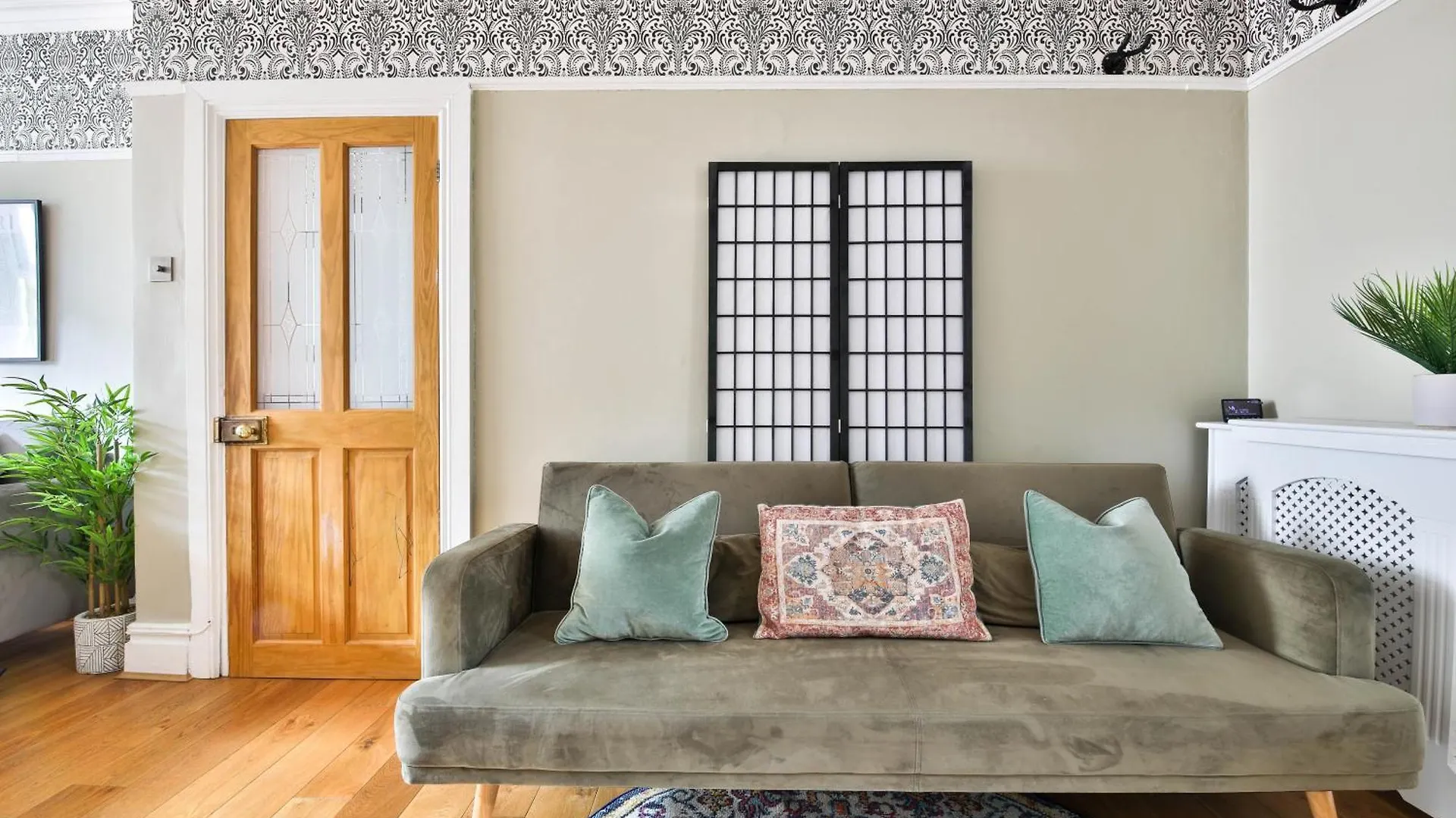 Holiday home Elegantly Designed & Spacious 3 Bed House Cardiff